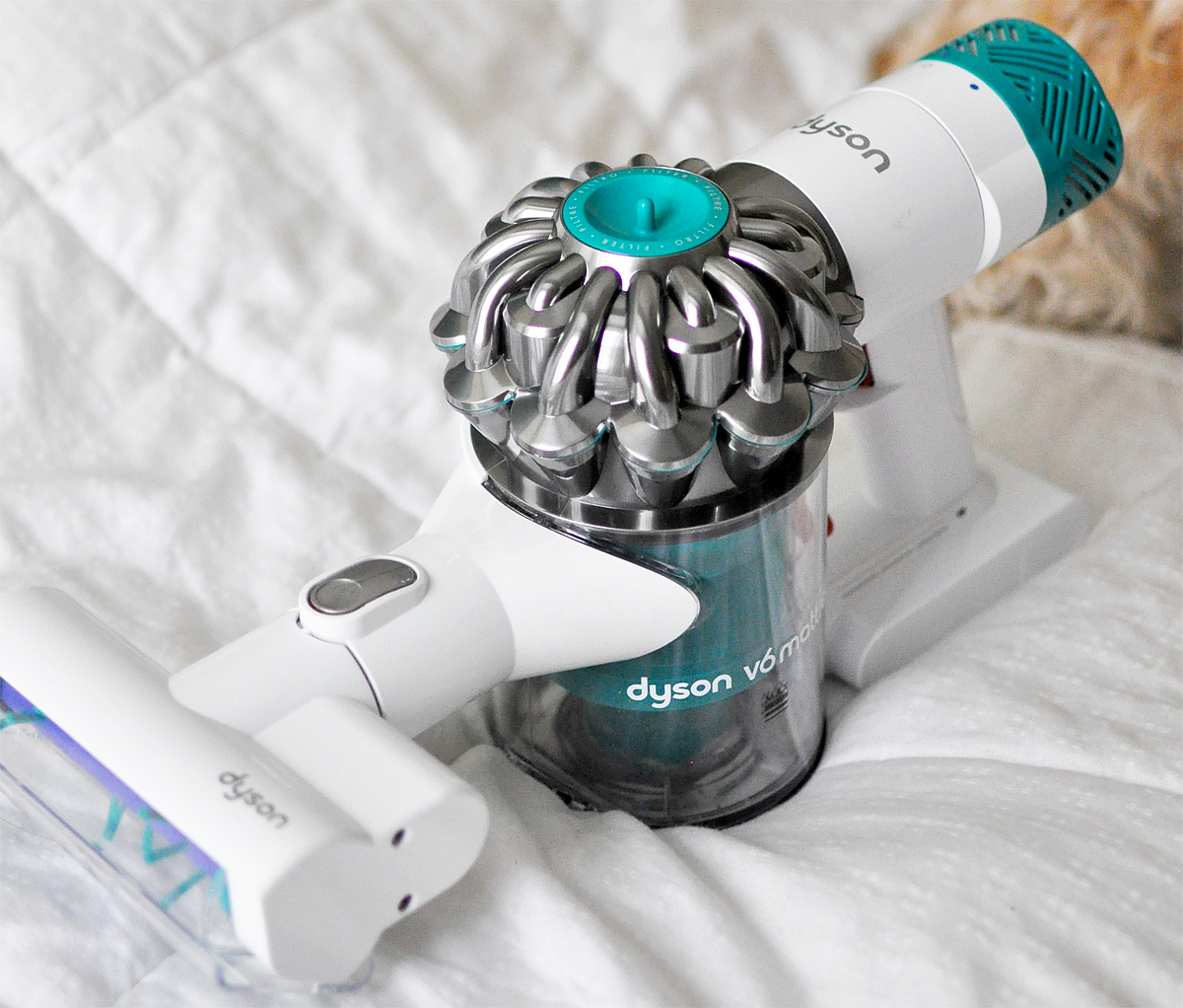 dysone，Dyson，Hand held vacuum cleaner，V6，Cyan，