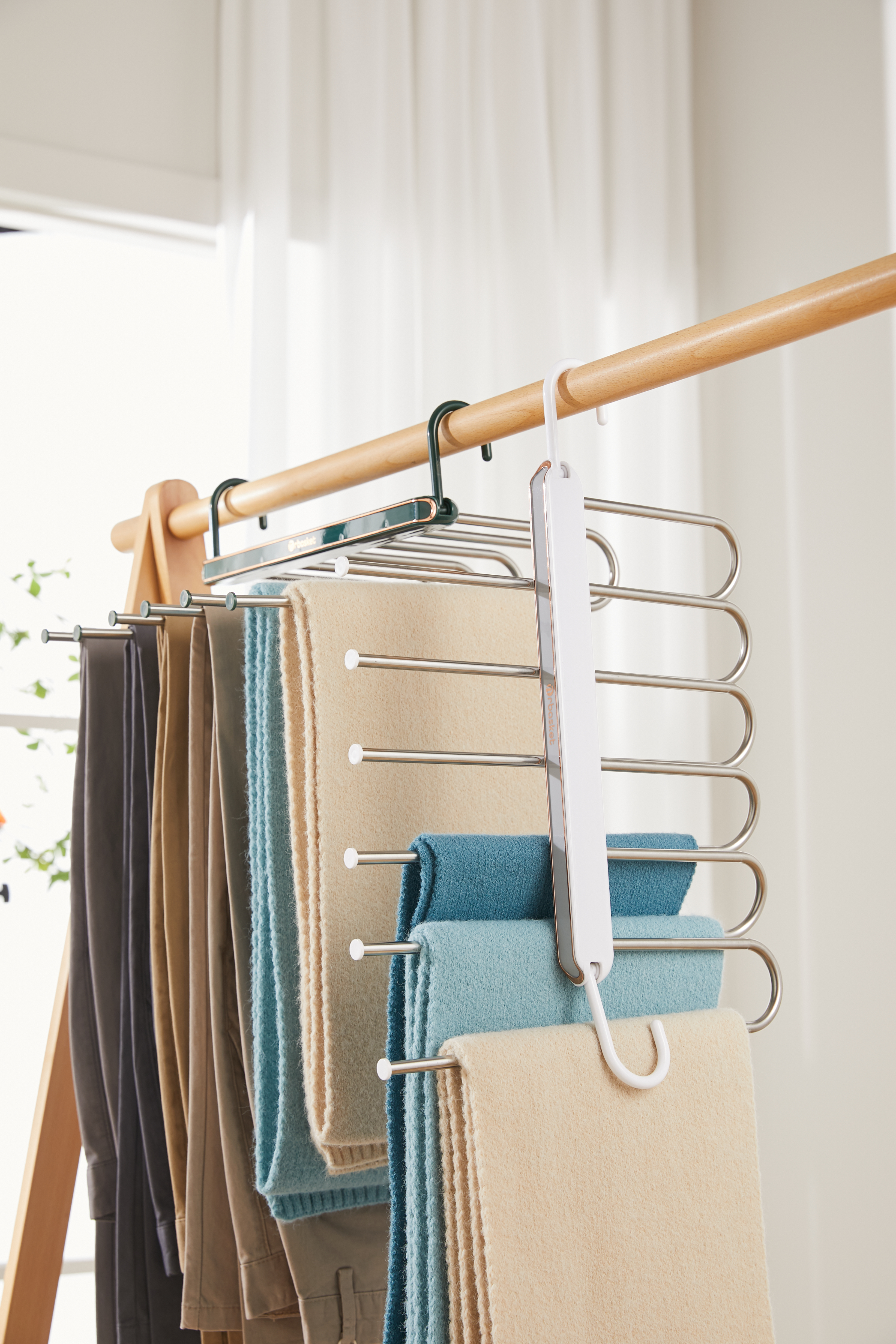 Trouser rack，Folding clothes hanger，