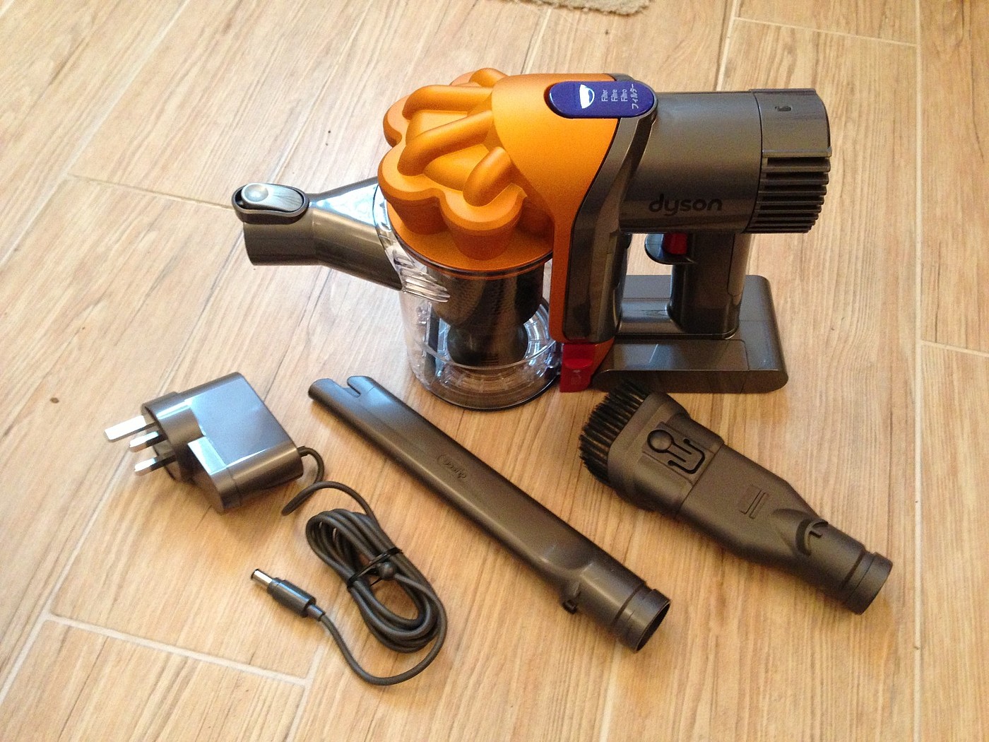 DC34 Handheld，dysone，Hand held vacuum cleaner，Dyson，