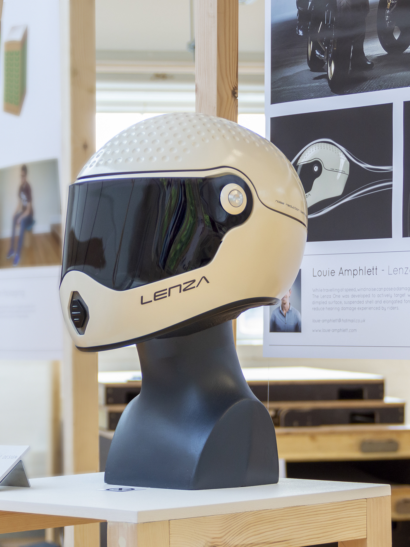 Louie Amphlett，LENZA ONE，Helmet design，motorcycle，Hearing impairment，Streamlined design，noise reduction，CFD (Computational Fluid Dynamics) test，