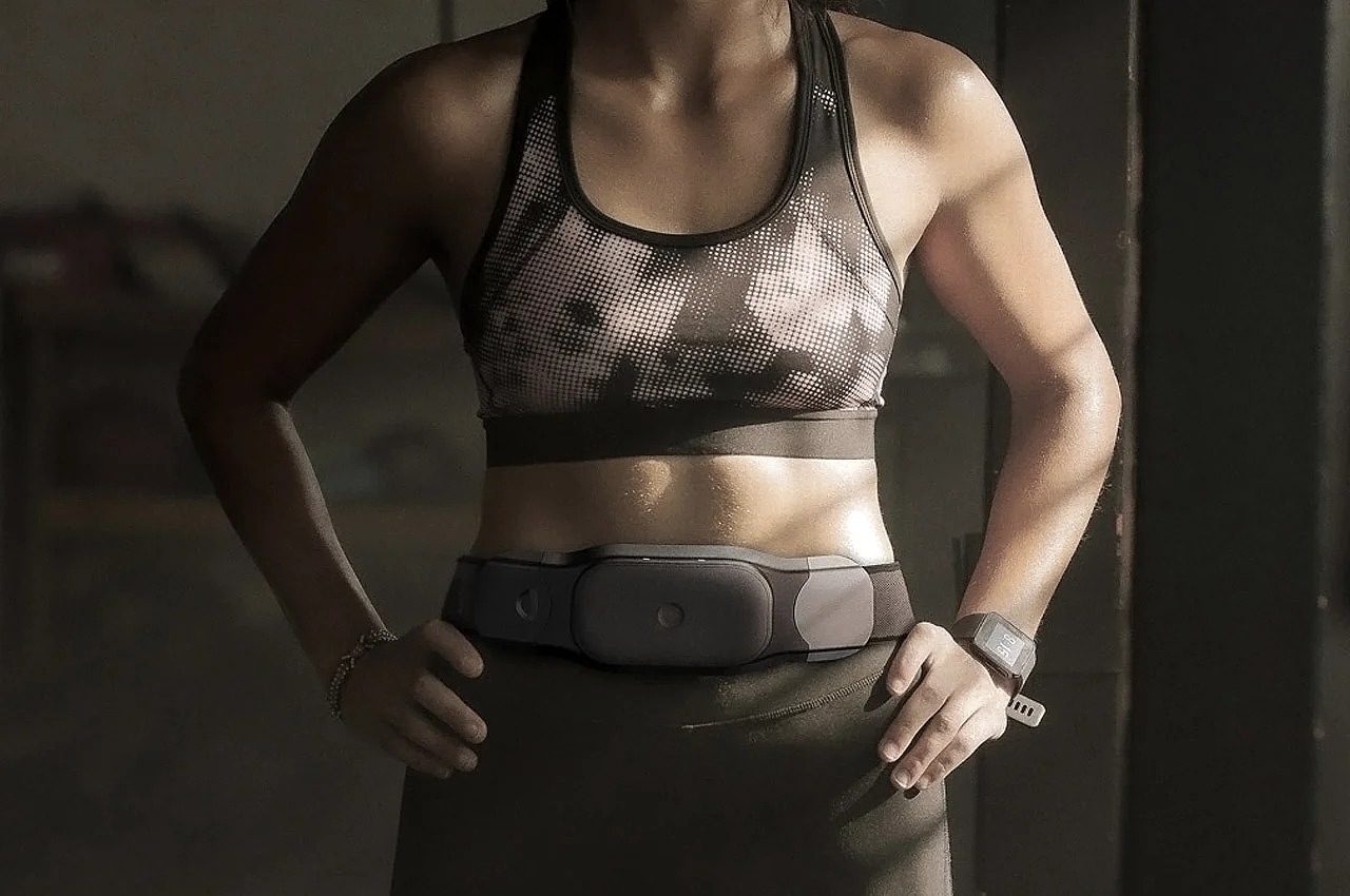 Back + neck troubles，product design，Correct posture，Back + neck troubles，product design，Automatically adjustable pressure，Correct posture，Automatically adjustable pressure，
