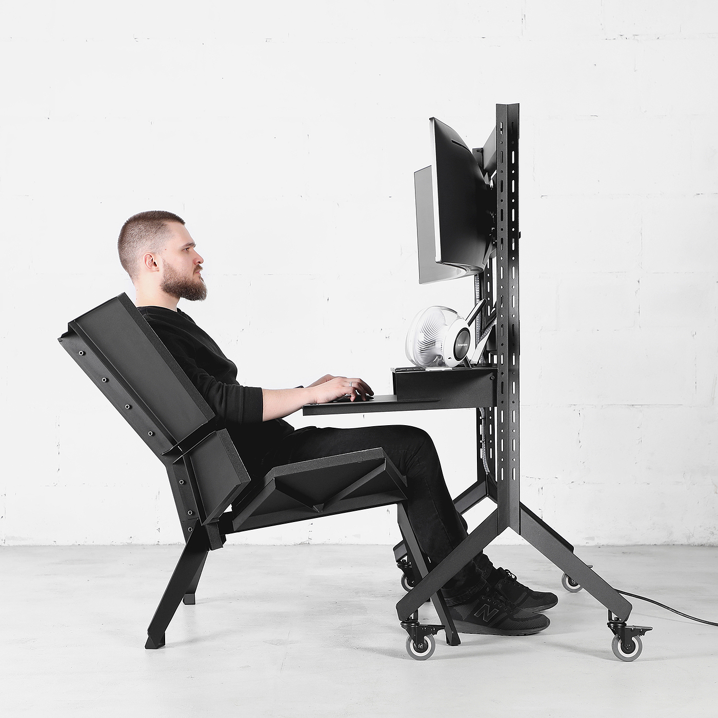 chair，furniture，X Series，science fiction，science and technology，leisure time，work，ODESD2，