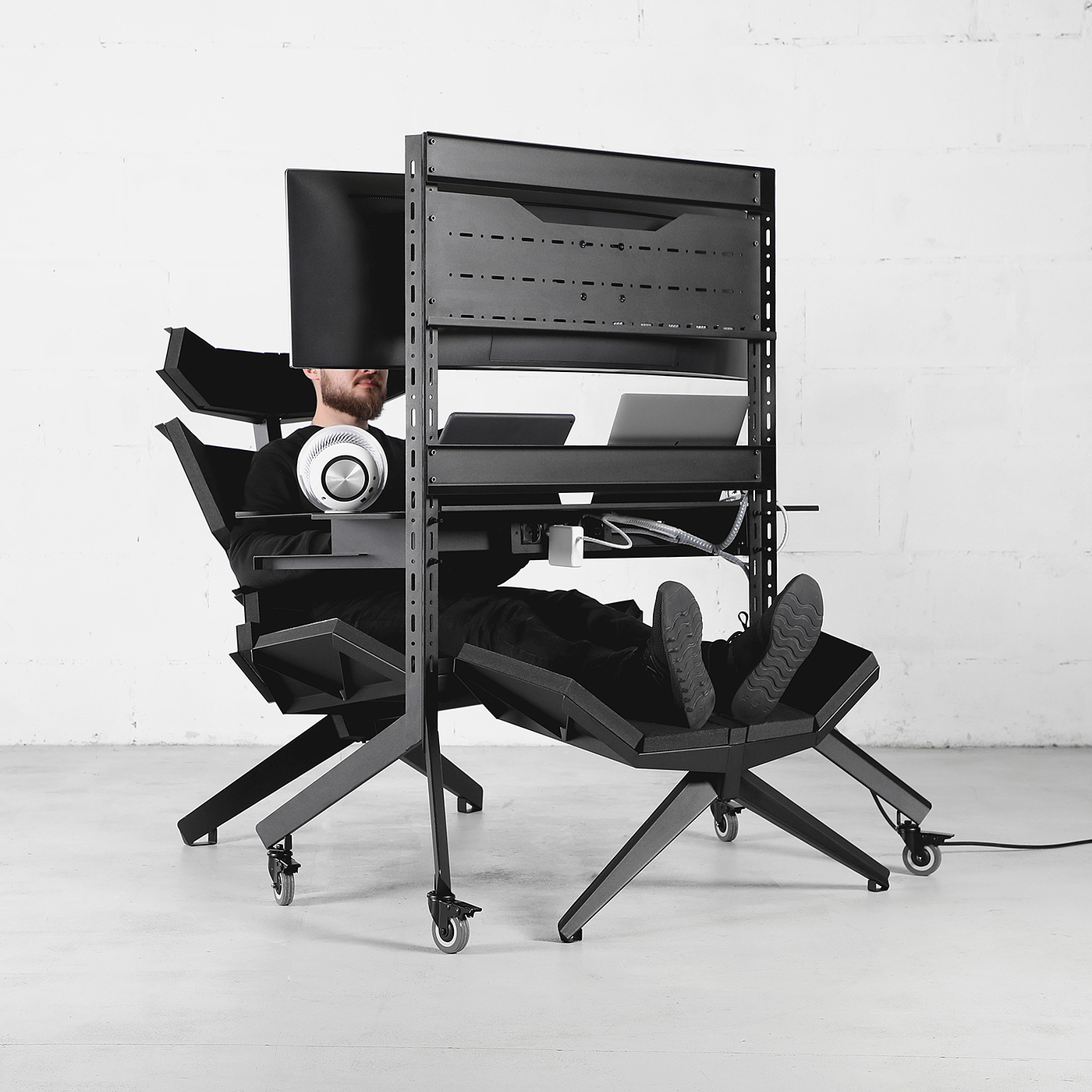 chair，furniture，X Series，science fiction，science and technology，leisure time，work，ODESD2，