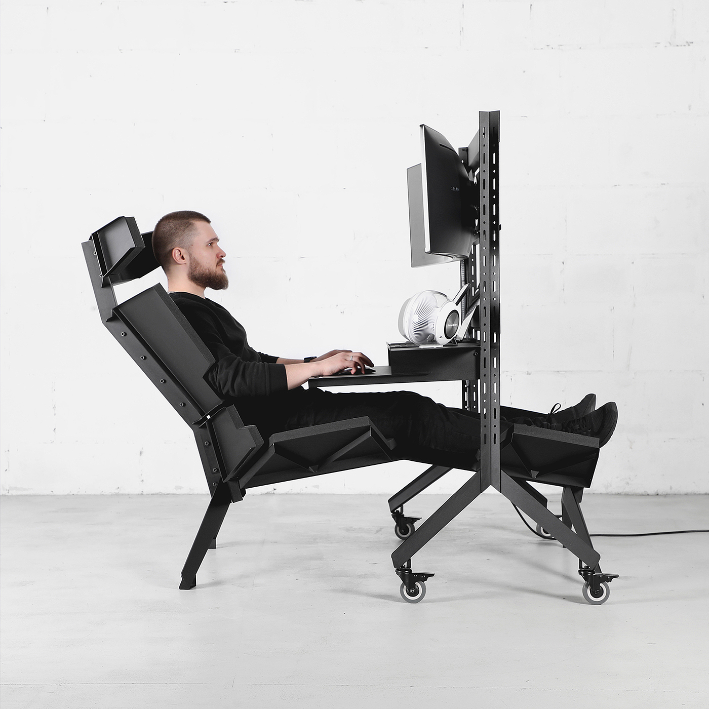 chair，furniture，X Series，science fiction，science and technology，leisure time，work，ODESD2，