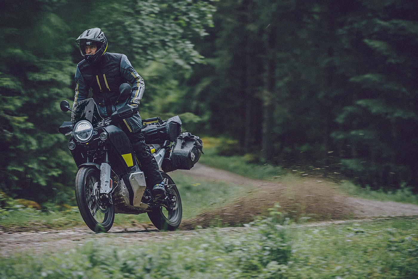 motorcycle，Husqvarna Norden 90，explore，Adventure Travel，