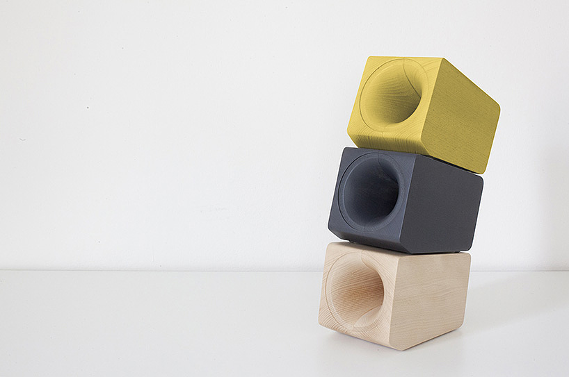 Vinyl record，Loudspeaker，music，woodiness，