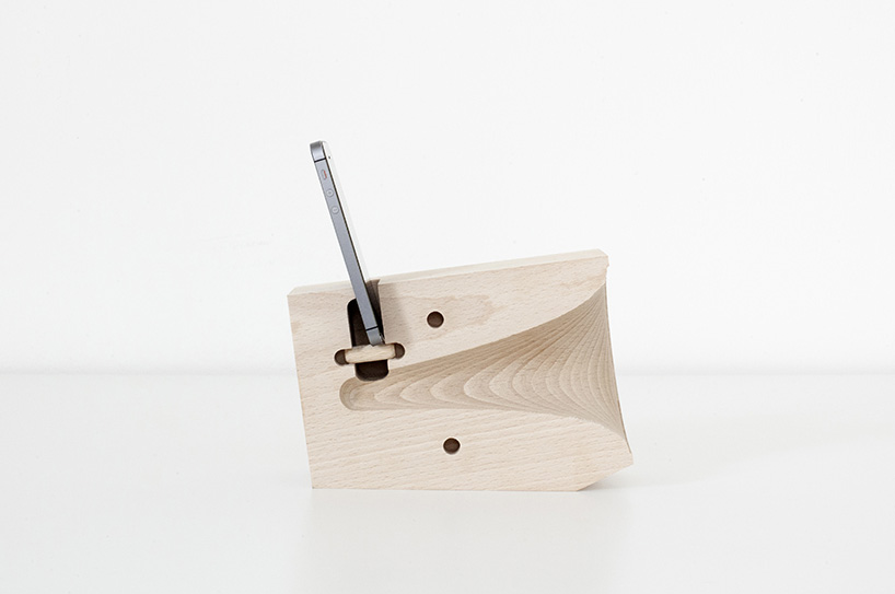 Vinyl record，Loudspeaker，music，woodiness，