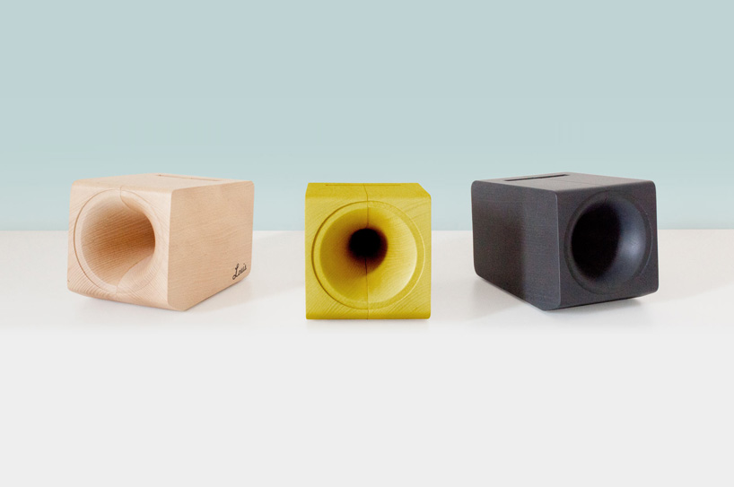 Vinyl record，Loudspeaker，music，woodiness，