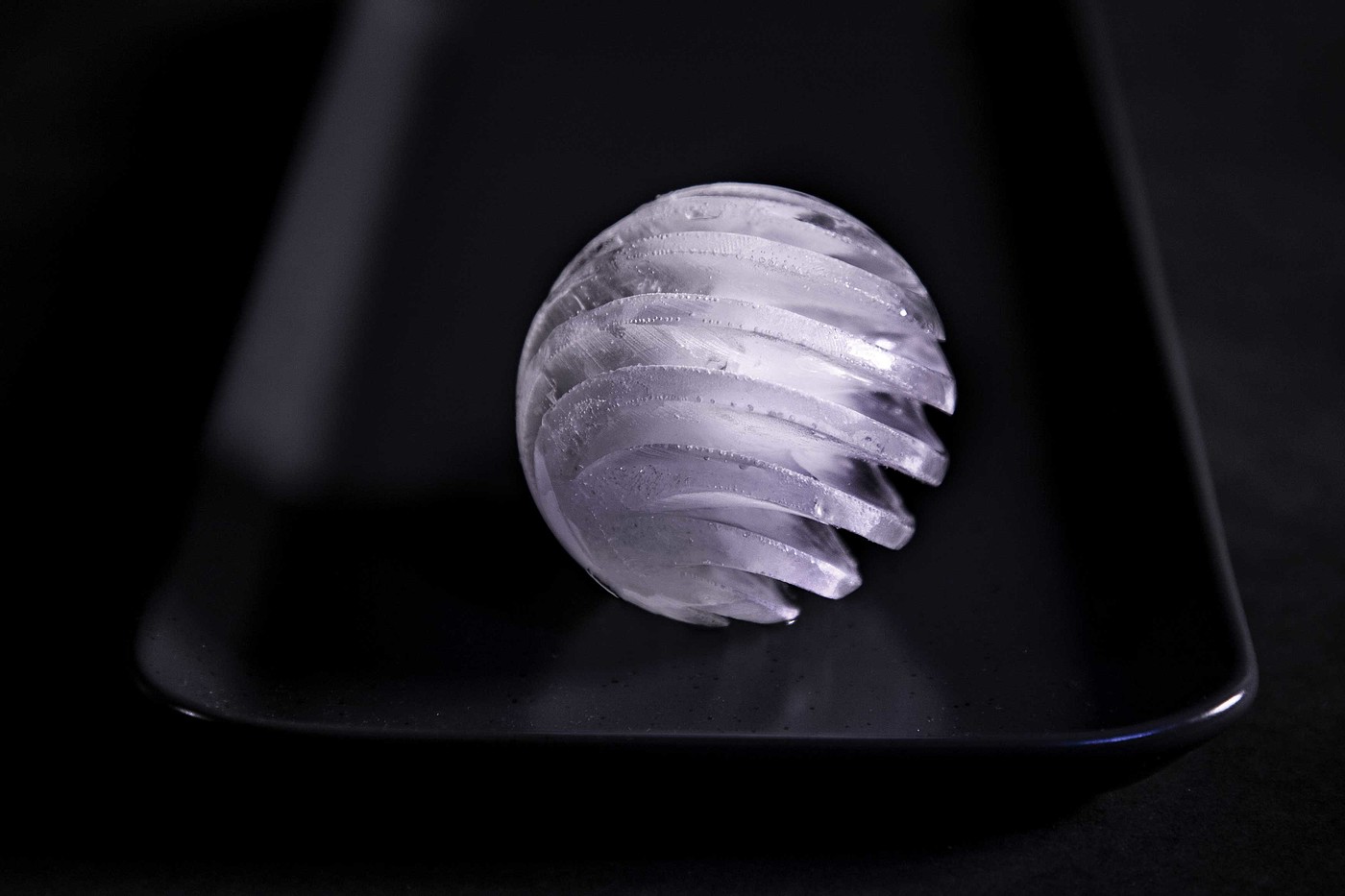Ice hockey，Spiral sphere，Cooling beverage，2021 red dot design concept award，