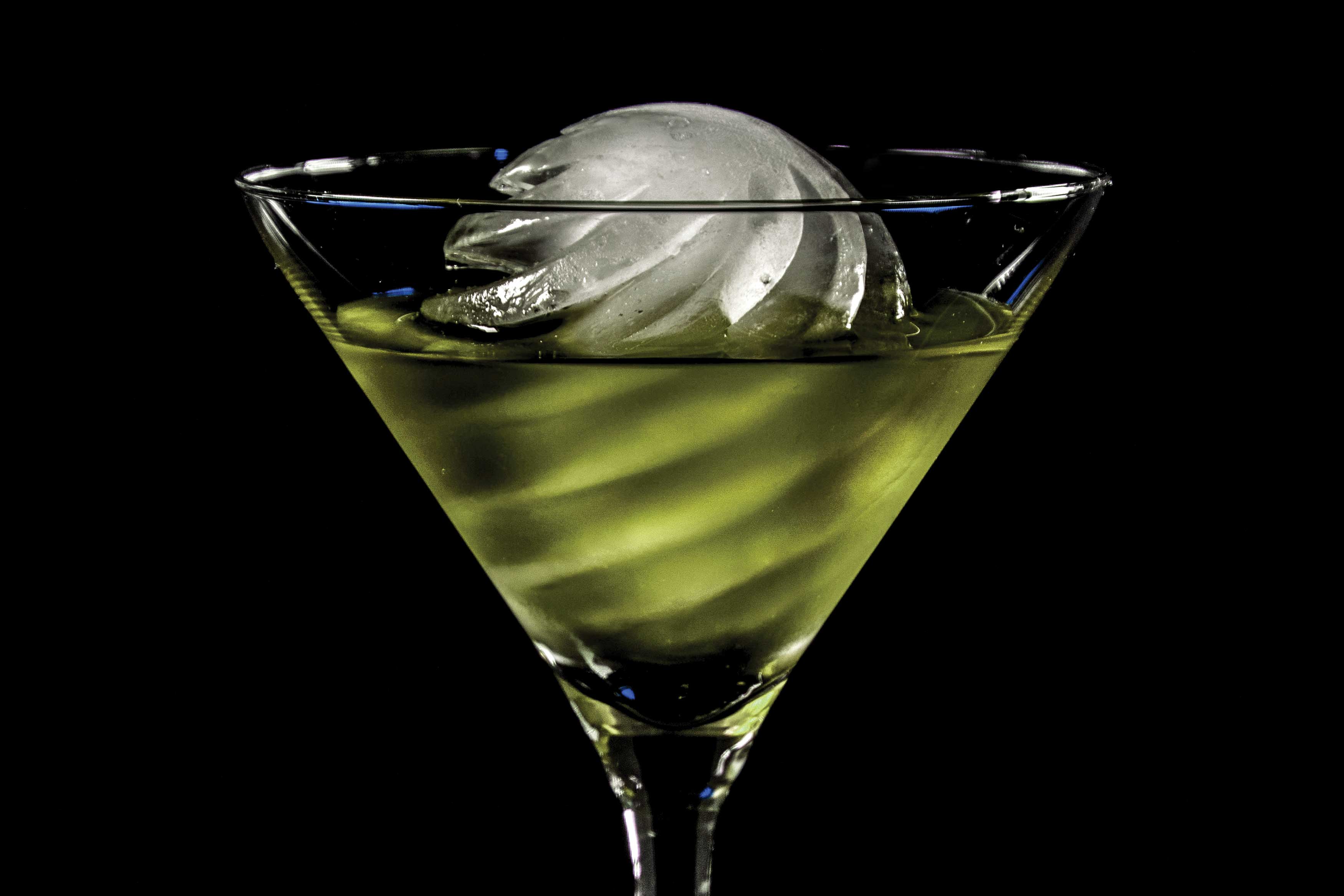 Ice hockey，Spiral sphere，Cooling beverage，2021 red dot design concept award，