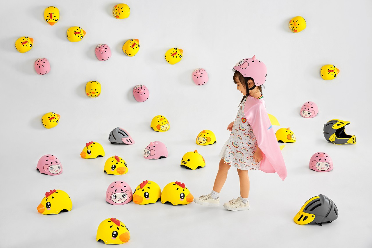 Helmet，children，baby，motion，healthy，