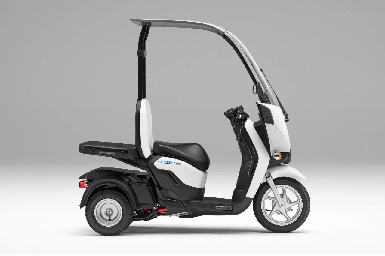 Electric scooter，Gyro Canopy e，ceiling，