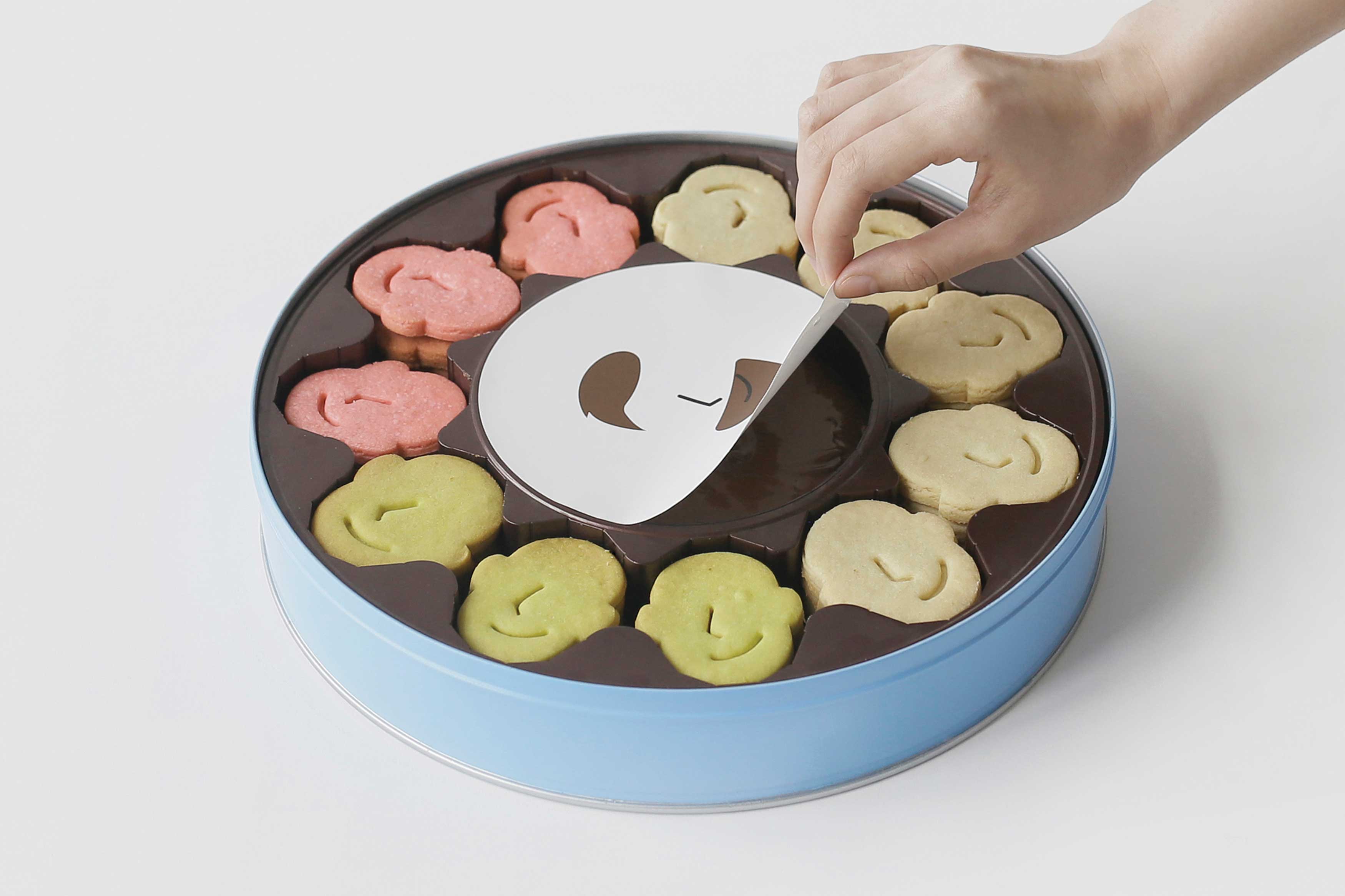 street food，Chocolates，biscuit，2021 red dot design concept award，