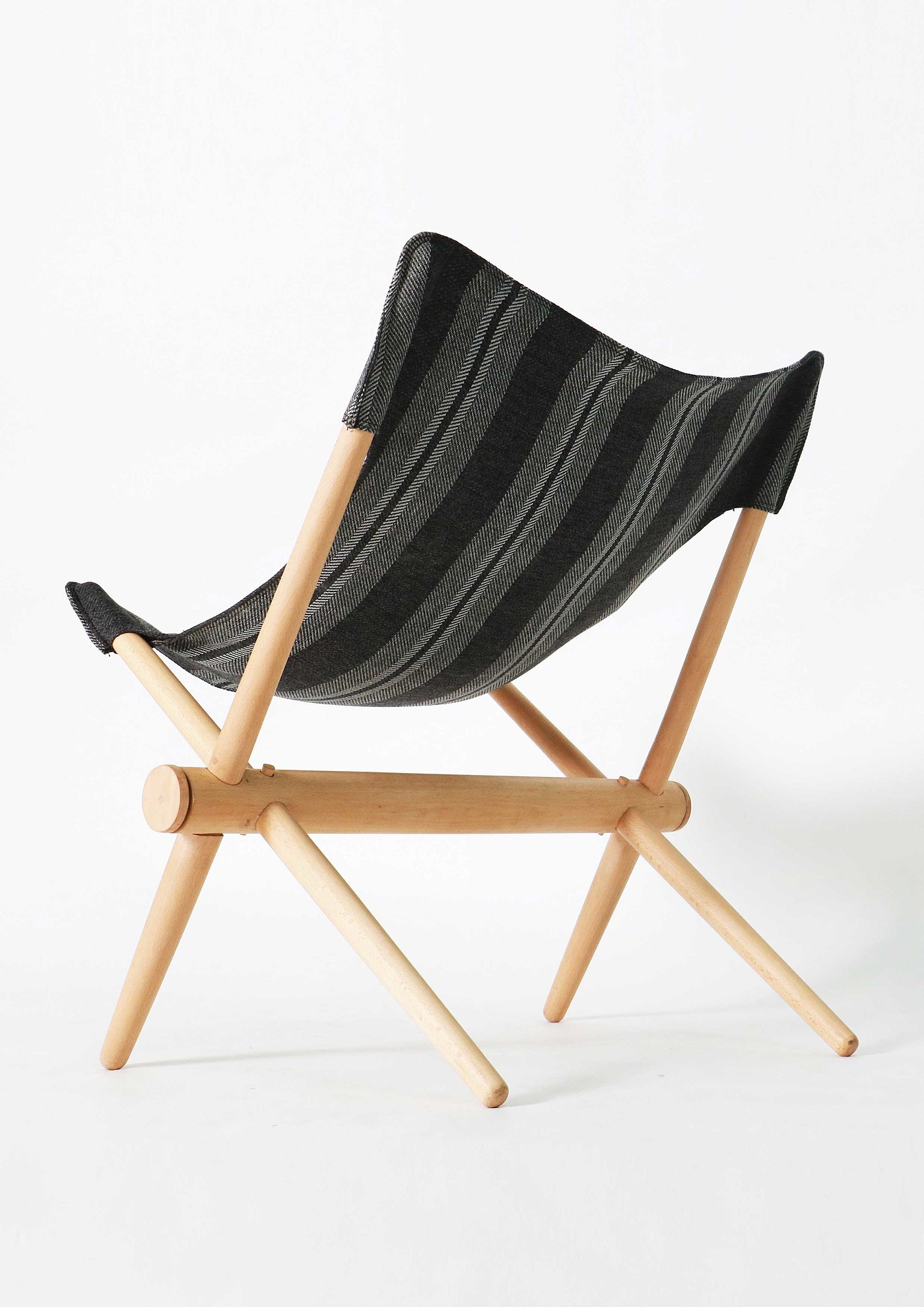 椅子，木制，轻巧，便携，2021红点设计概念大奖，
