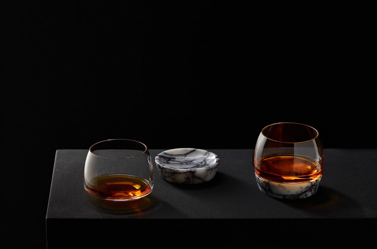 Wine Glass，Glass，Marble，