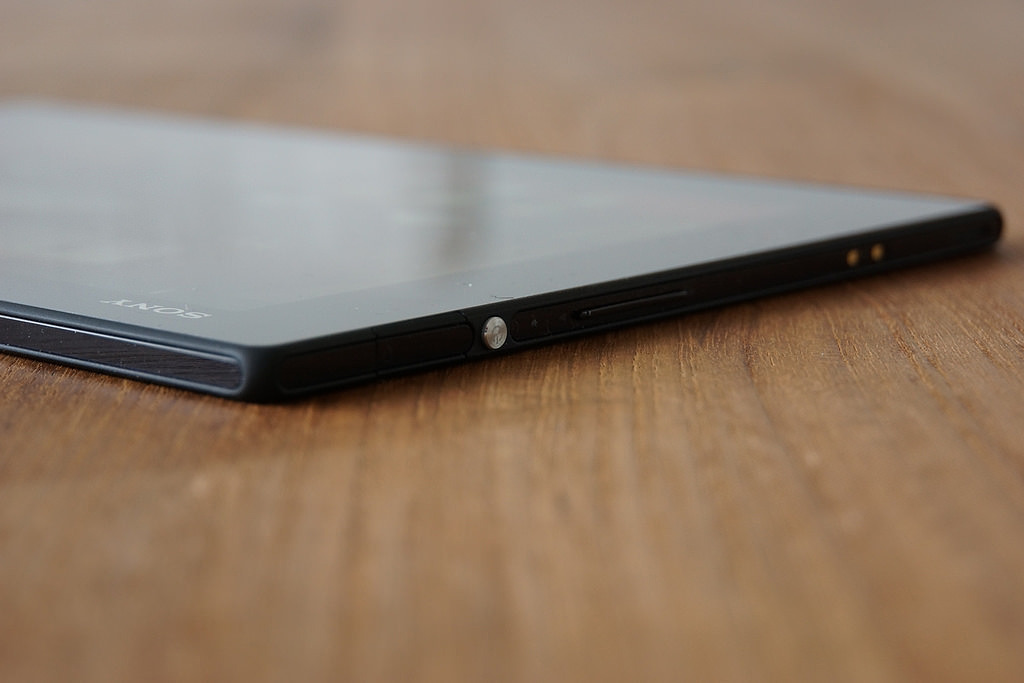 Xperia Tablet Z，Flat，Sony，