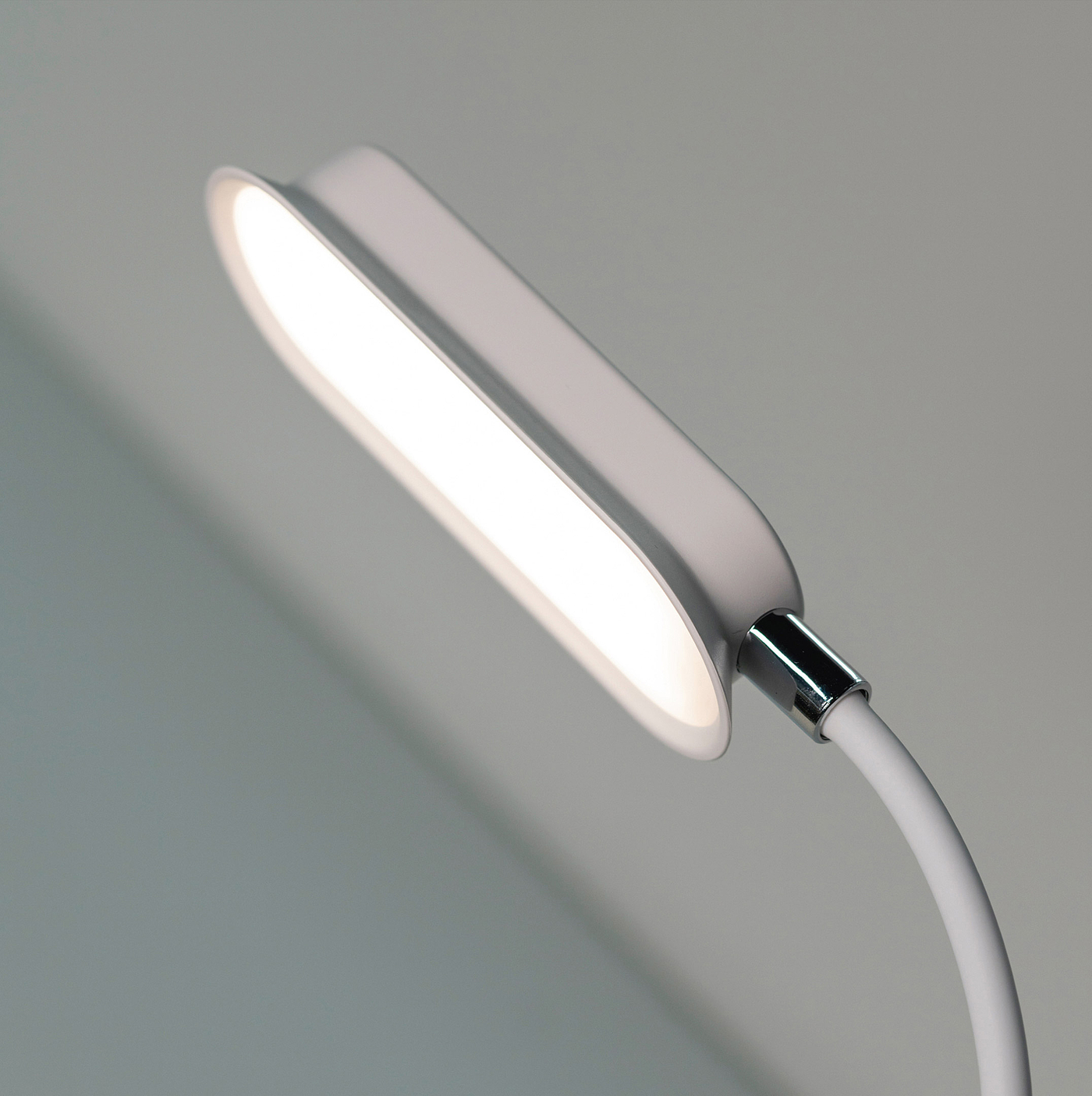 product design，industrial design，Brand promotion，Smart home，Wireless charging，Simplicity，fashion，Yeah. Mr Yu，