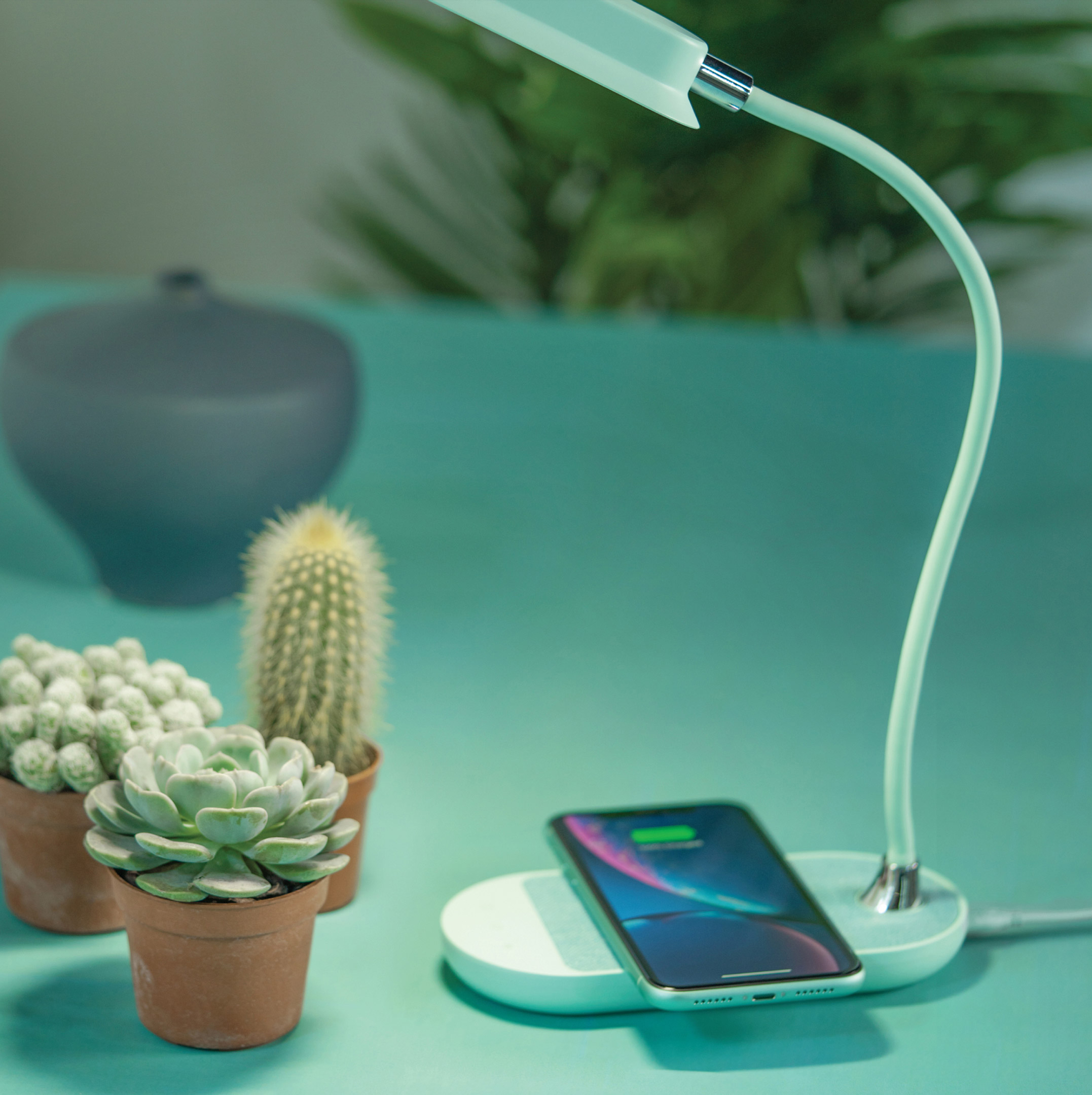 product design，industrial design，Brand promotion，Smart home，Wireless charging，Simplicity，fashion，Yeah. Mr Yu，