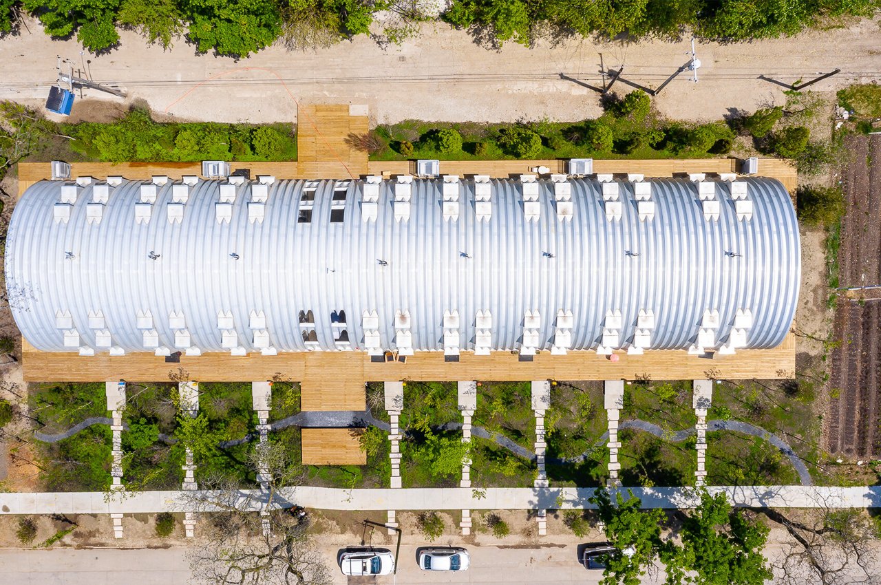 Modular design，Caterpillar，Modular housing，Quonset cottage，Convenient assembly，