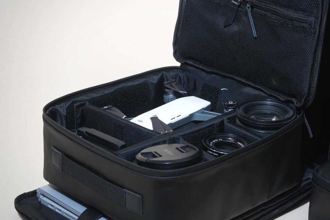 outdoors，Portable，package，camera，Photography，