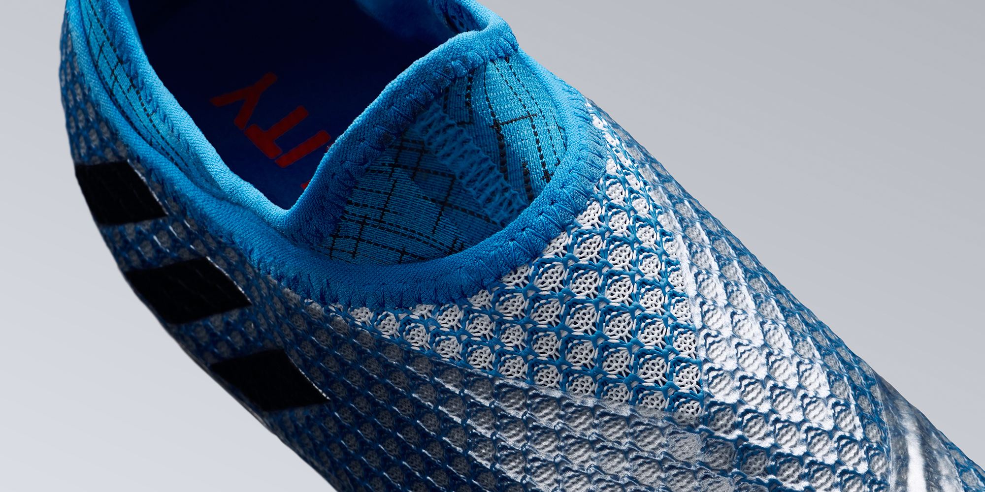 motion，outdoors，gym shoes，European Cup，