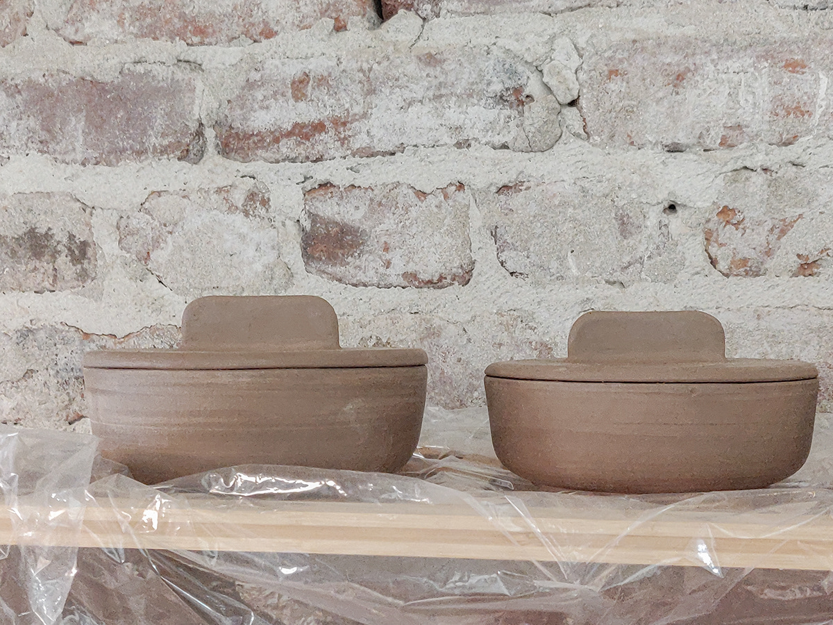 ceramics，bowl，vase，Ceramic products，exhibition，