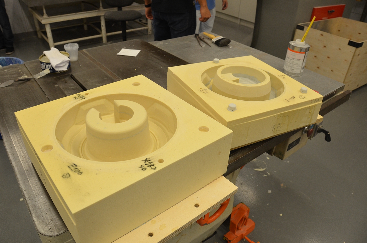 automobile，Oil sludge，public，two thousand and twenty-five，Concept Car，Model，UAV，