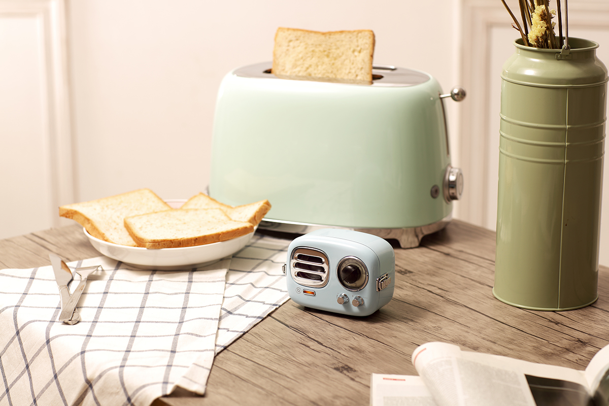 Retro，Elvis Presley，Bread machine，radio，loudspeaker box，toaster，RADIO TOASTER，