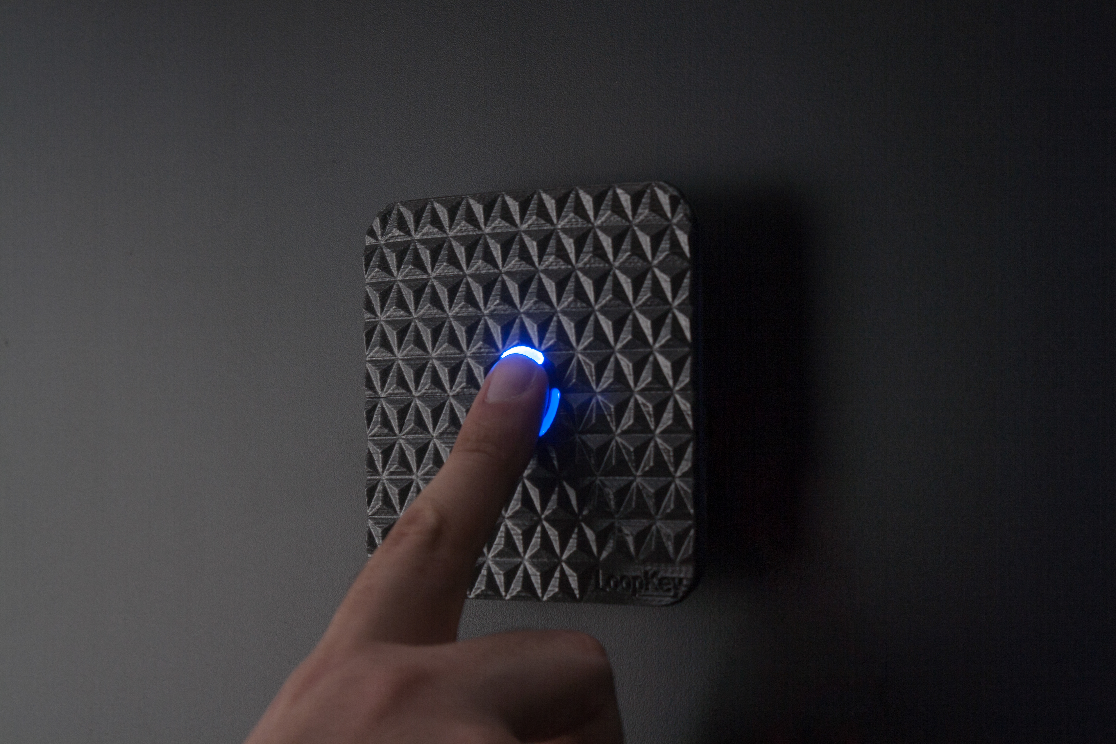 Smart home，app，application program，Intelligent door lock，switch，Loop Key，black，