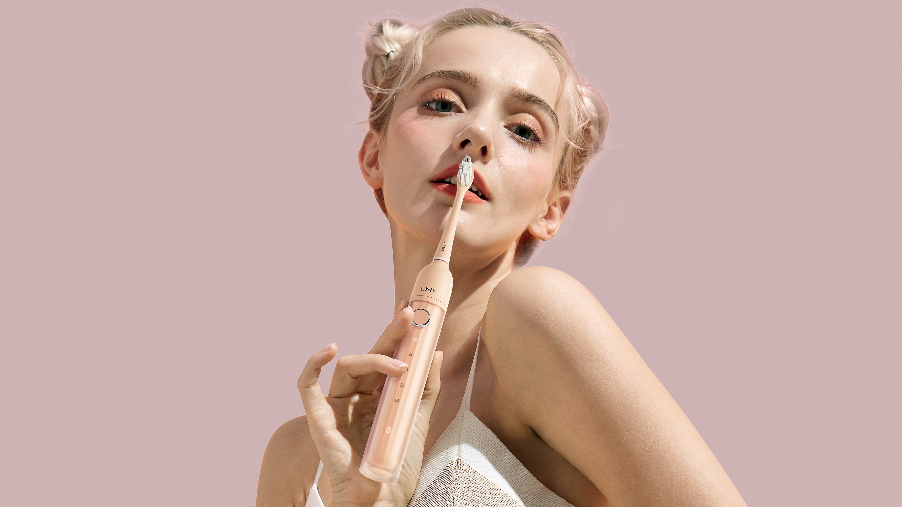 One protector, electric toothbrush, tooth punch，