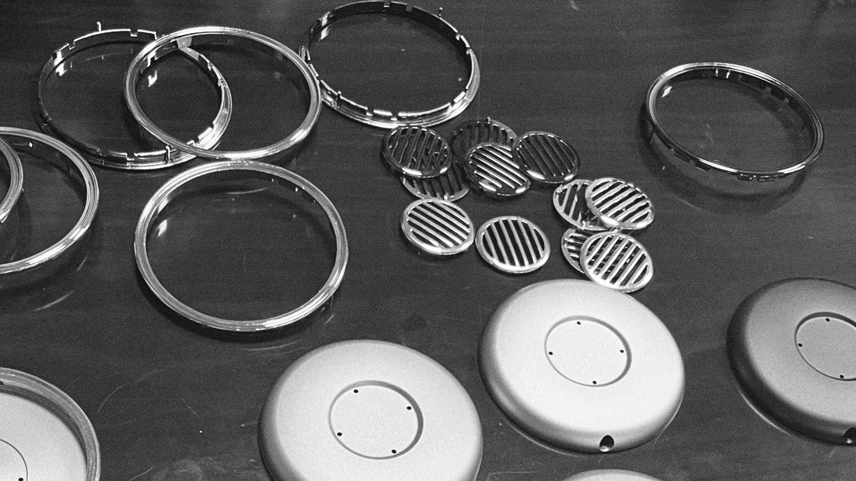 Wireless charging，Retro，industrial design，