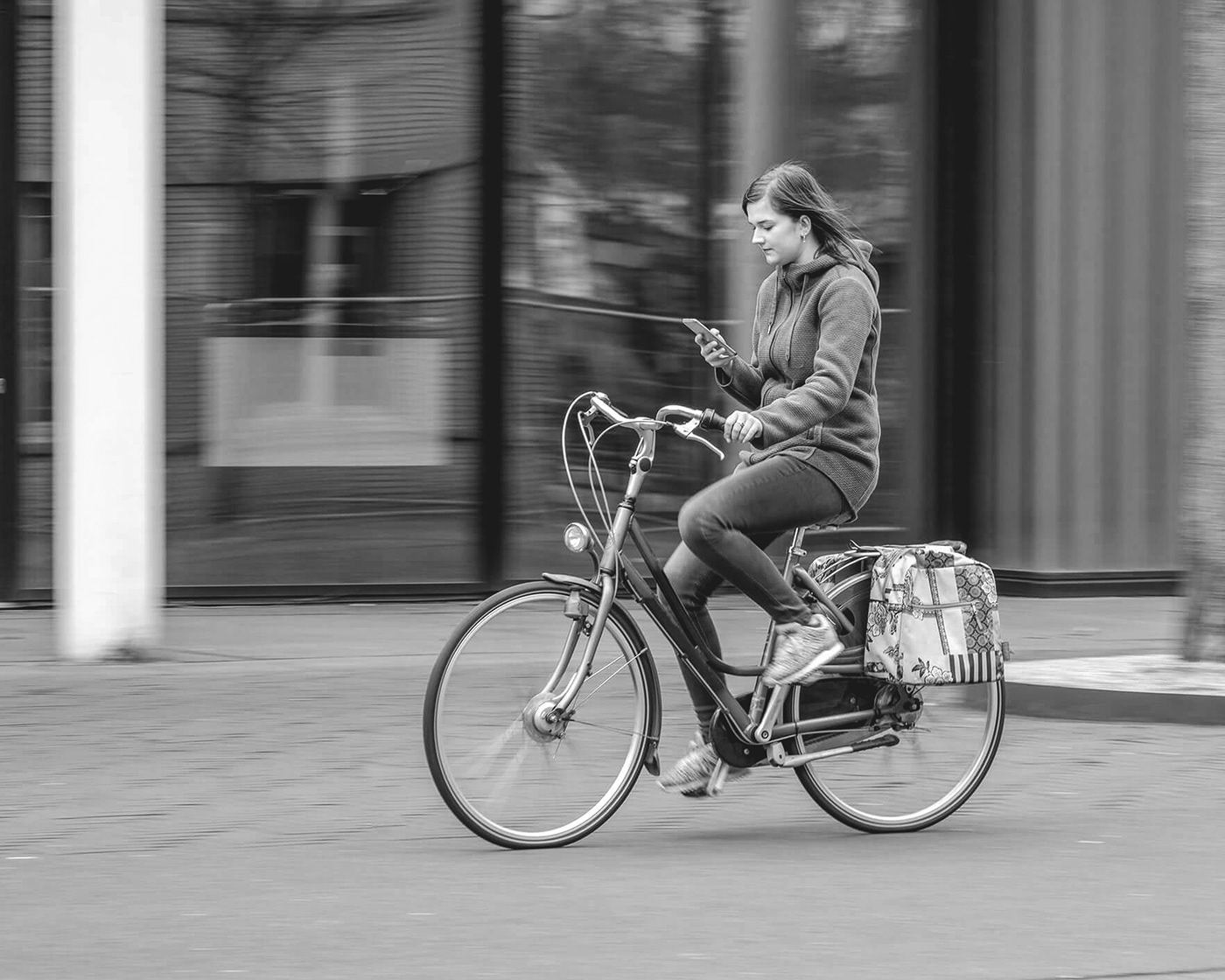 Functionality，G-zero project，Bicycle enthusiast，Design aesthetics，product design，ABS plastic，Mobile device，Ergonomics，