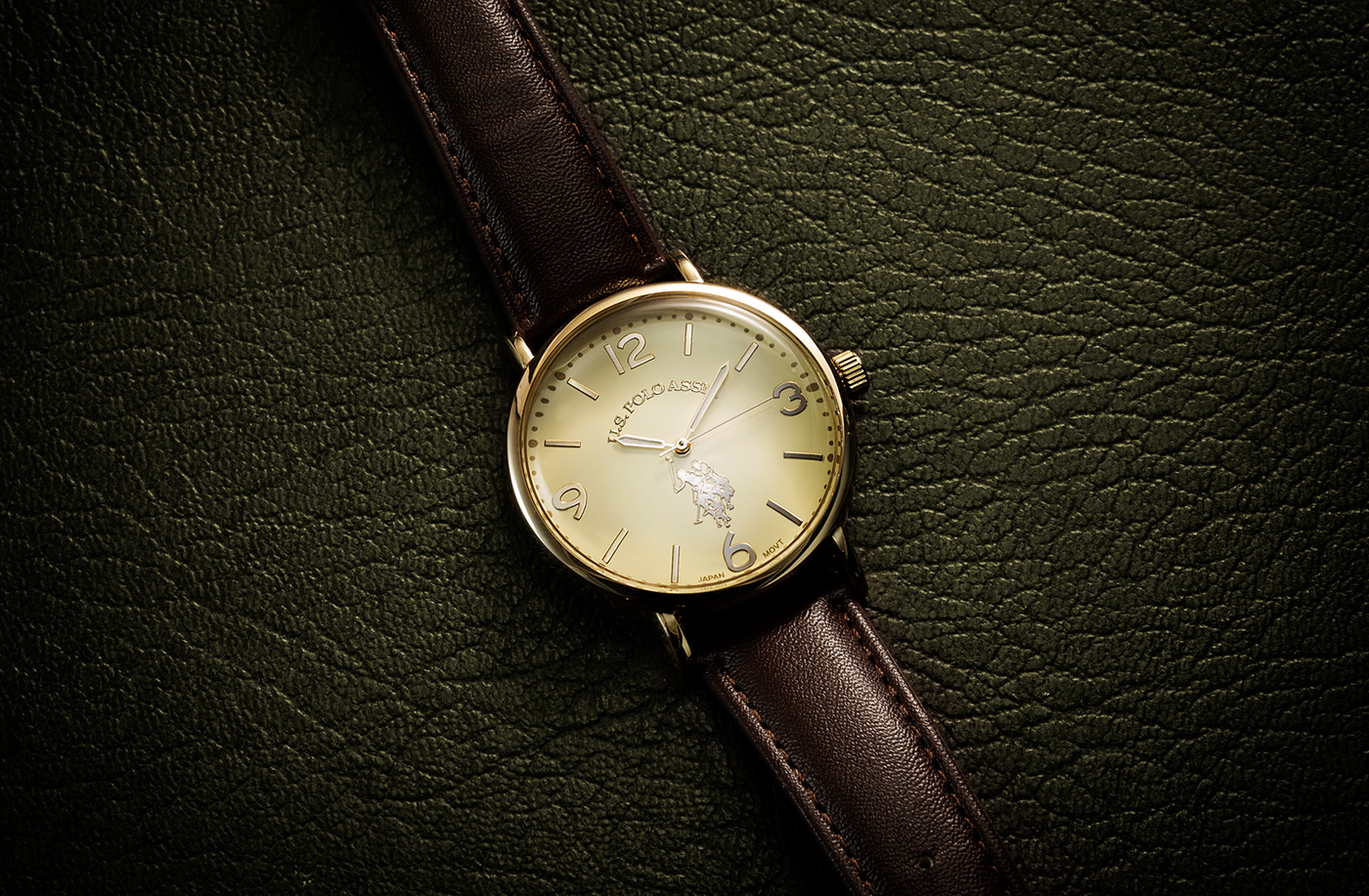 texture，headset，Wrist watch，details，texture of material，