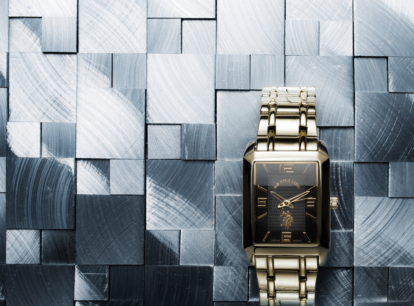 texture，headset，Wrist watch，details，texture of material，