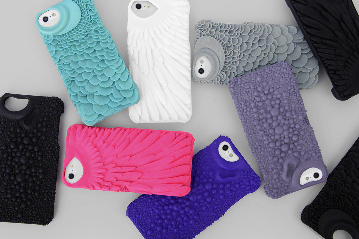 mobile phone，intelligence，Mobile phone shell，black，texture of material，