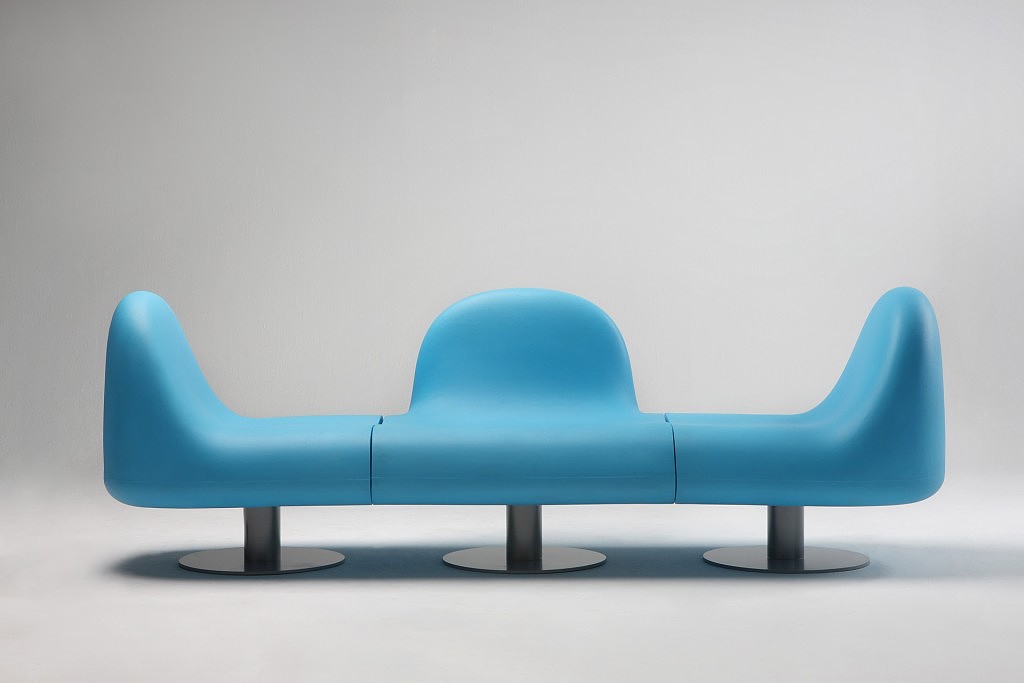 Karim，chair，blue，