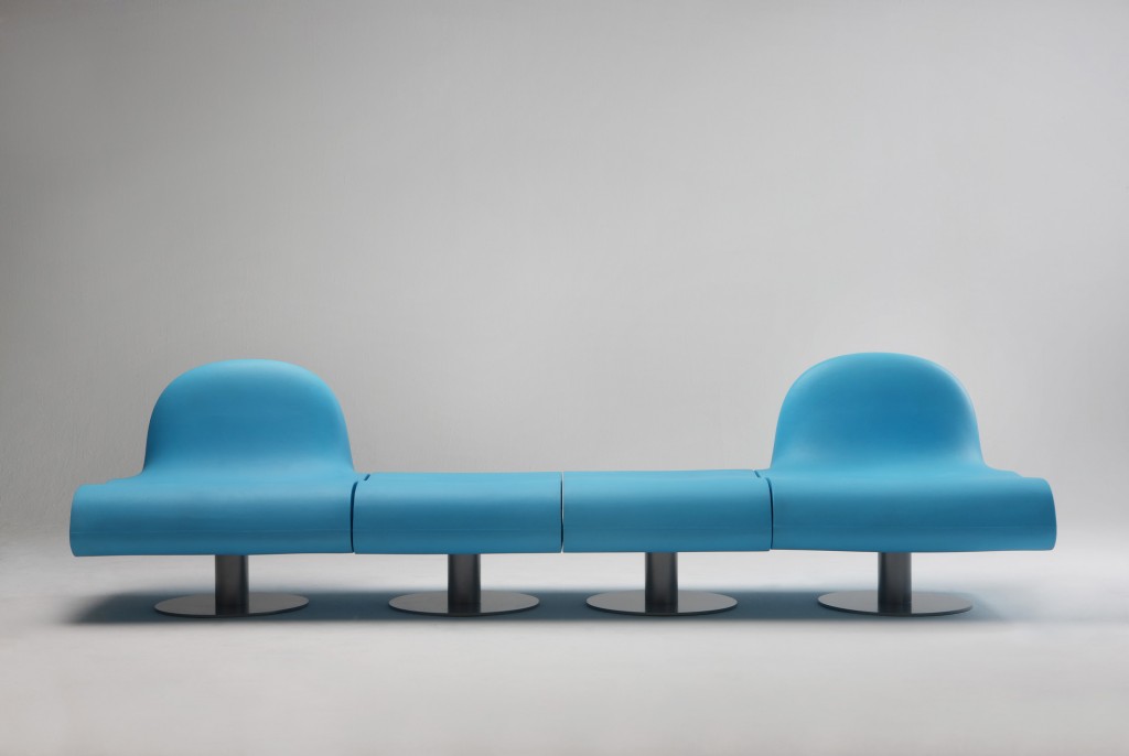Karim，chair，blue，