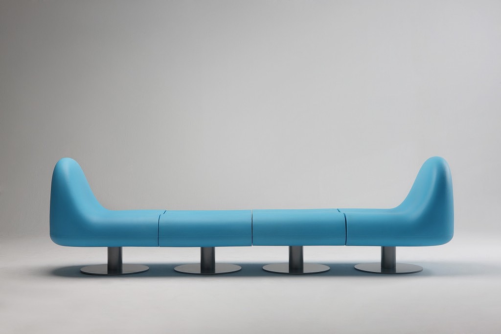 Karim，chair，blue，