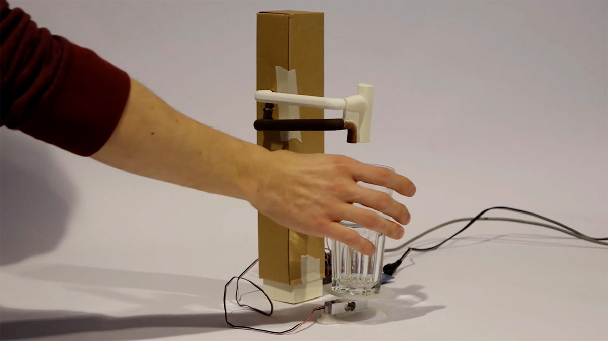 Coffee machine，interactive，automatic，