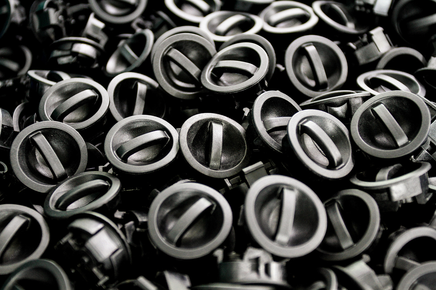 Young people in India，Portable loudspeaker，，boAt Stone 1200F，product design，cmf，duality，fashion，