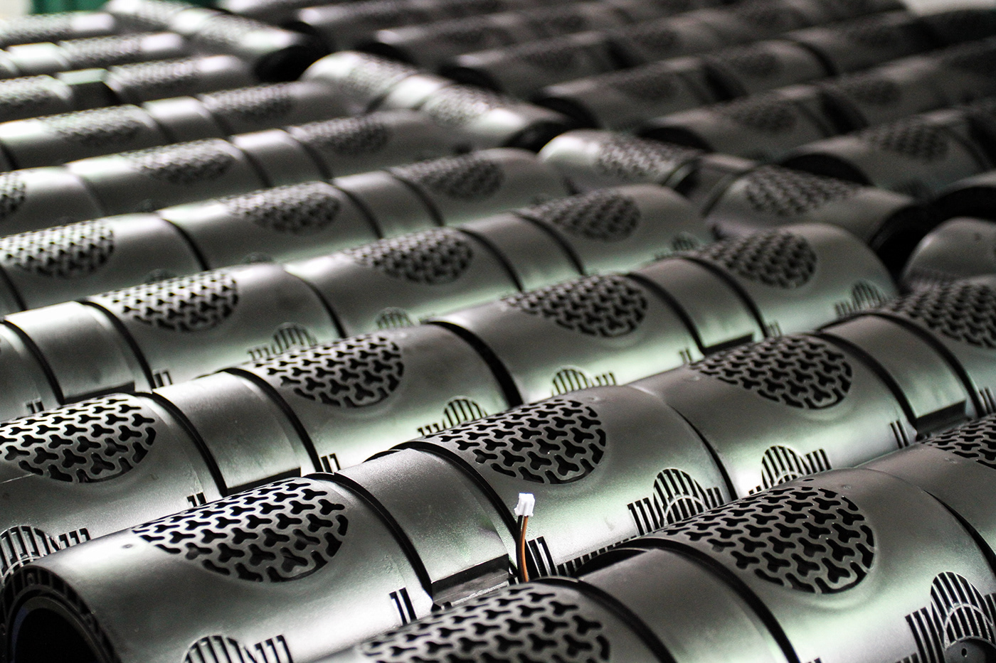 Young people in India，Portable loudspeaker，，boAt Stone 1200F，product design，cmf，duality，fashion，