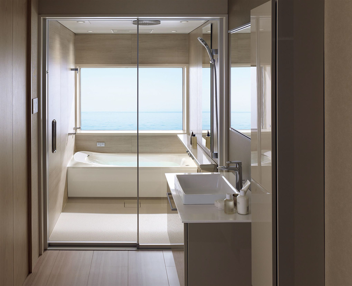 Japanese family spa bathroom，Sanitary ware，bathtub，BOTTLE，