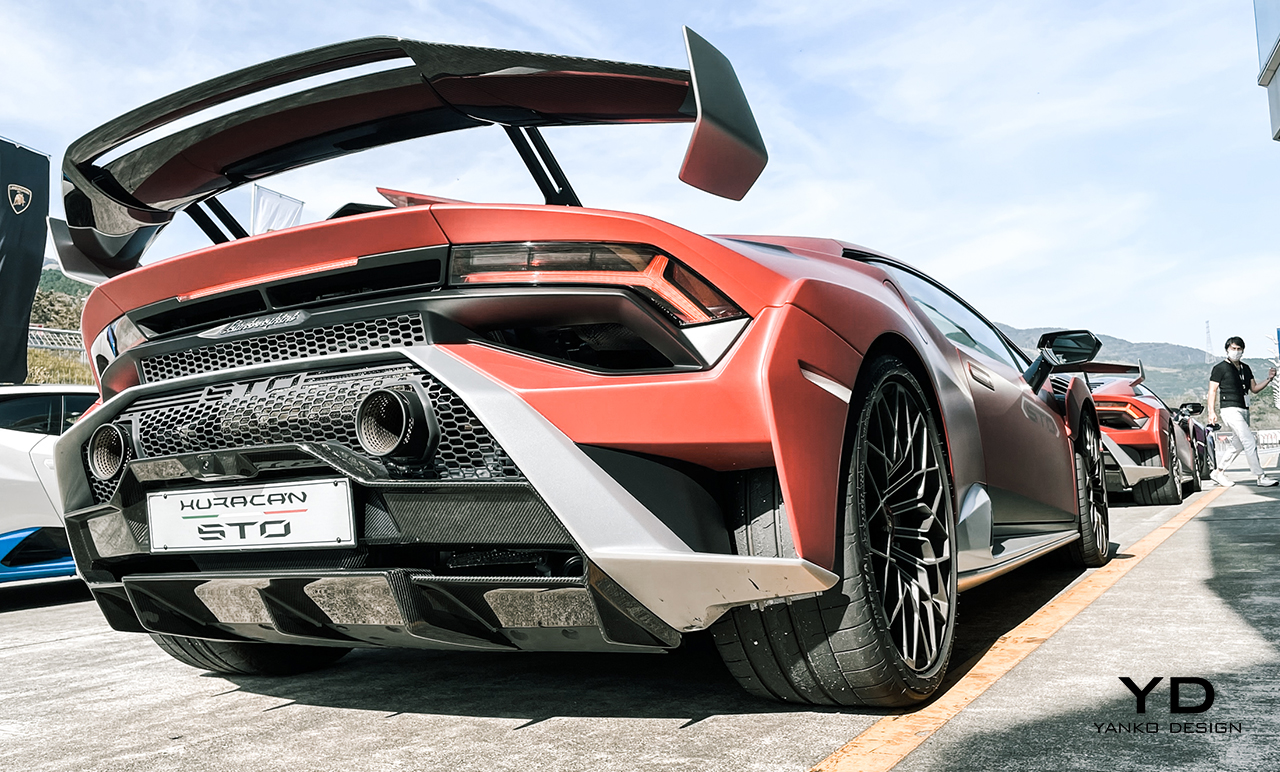 Lamborghini，Lamborghini，Sports car，vehicle，