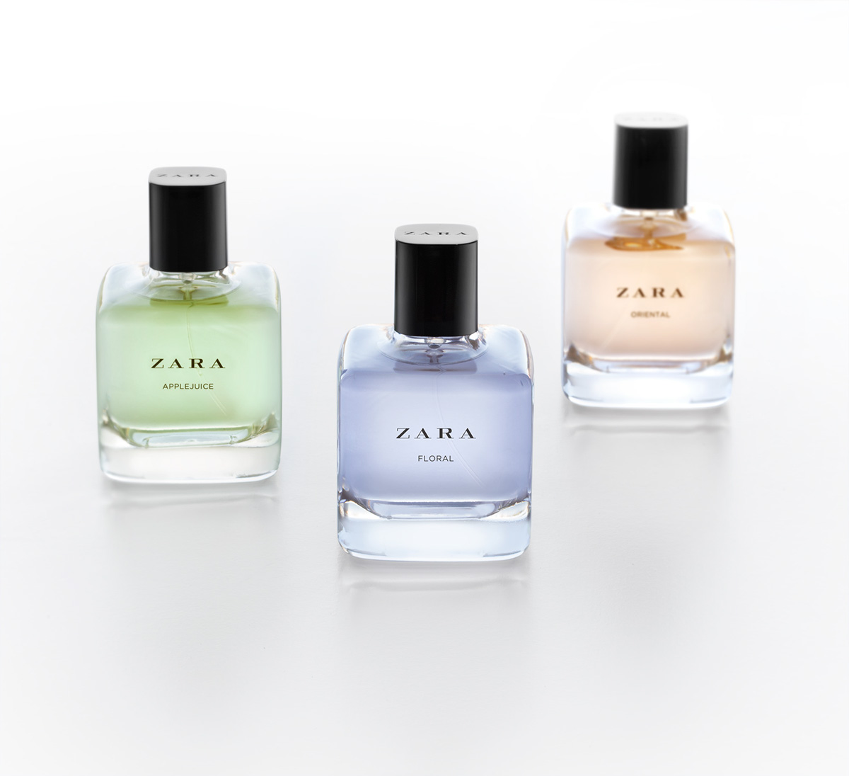 packing，Cosmetics，female sex，Close，Perfume，