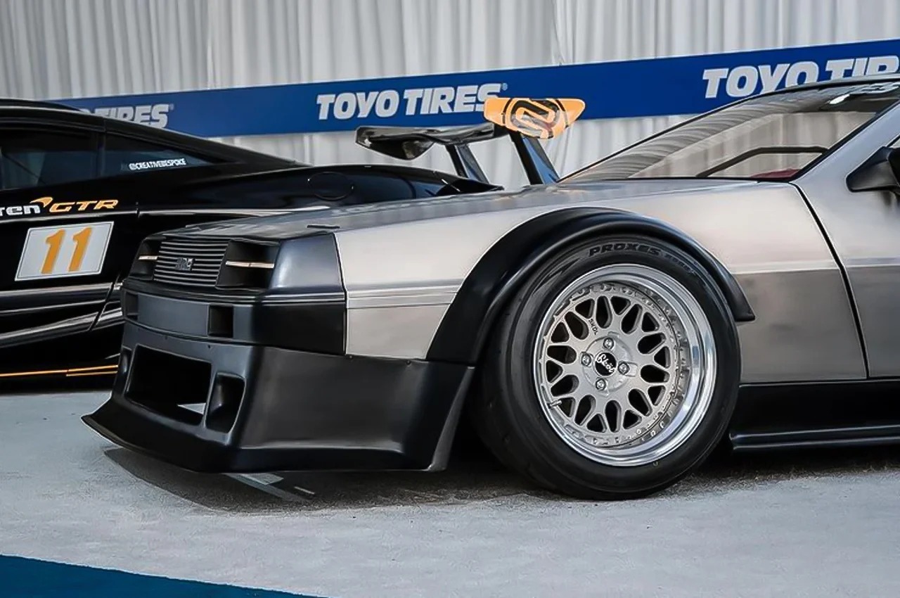 Automobile design，DeLorean DMC-12，SEMA 2021，Go back to the past，