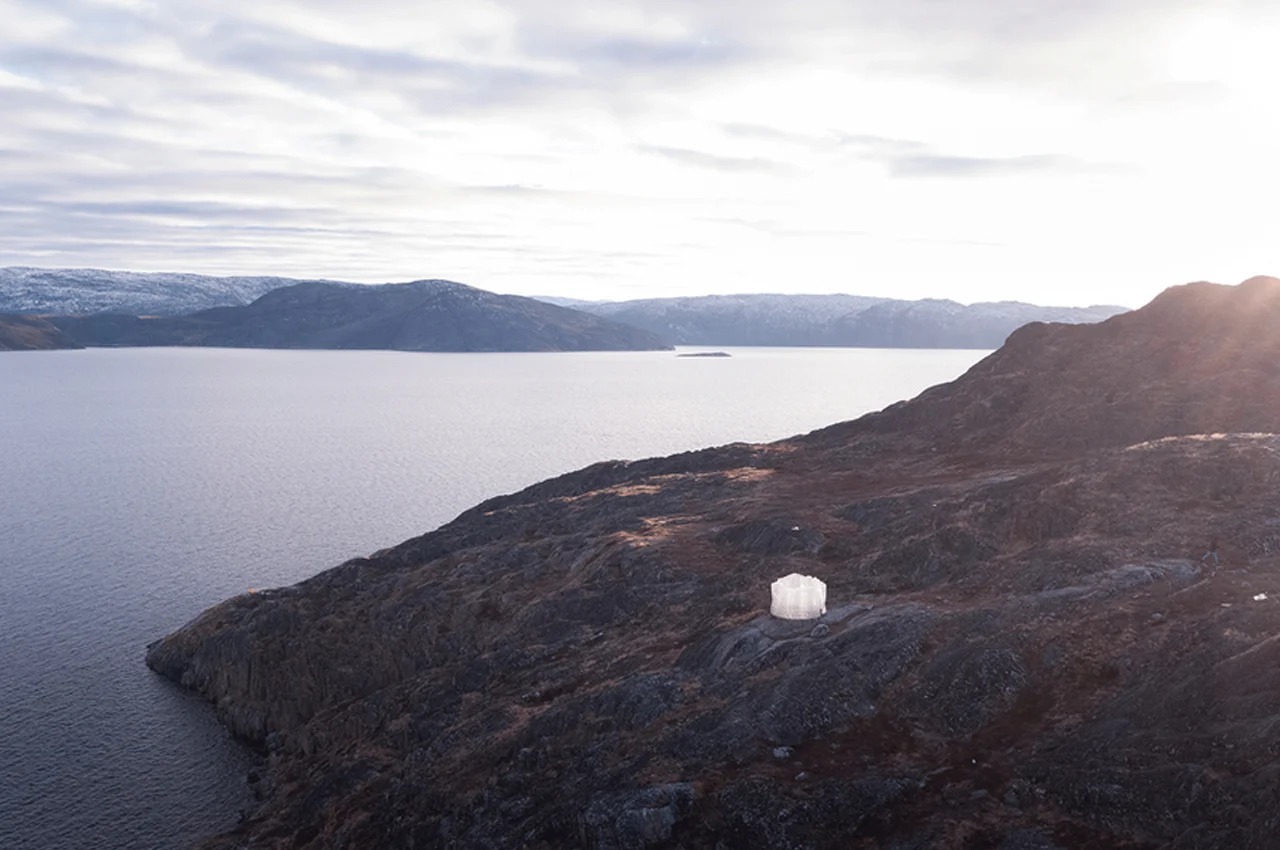 Glass design，Indigenous history，nature，communal facilities，Greenland culture，