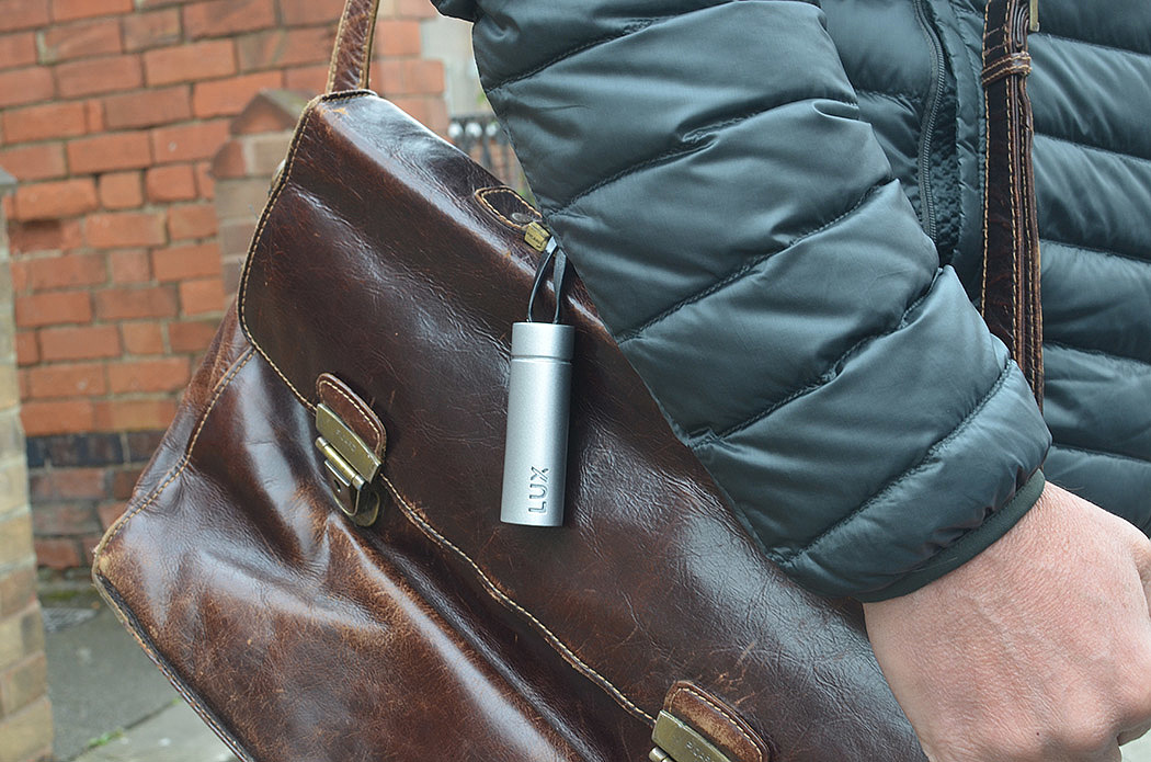 Air purification system，Lux purification system，Bluetooth，Connect Smartphone，