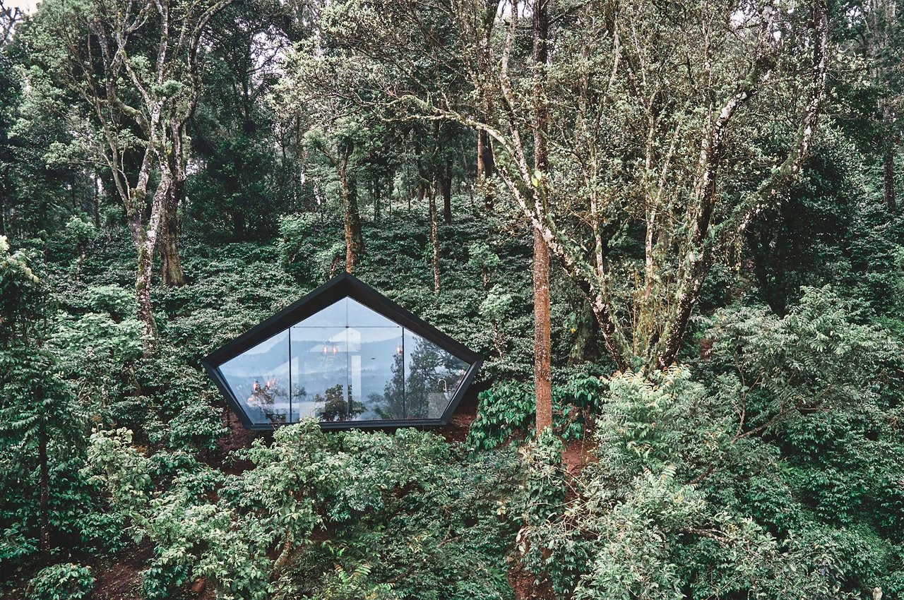 house，pentagon，Wooden house，