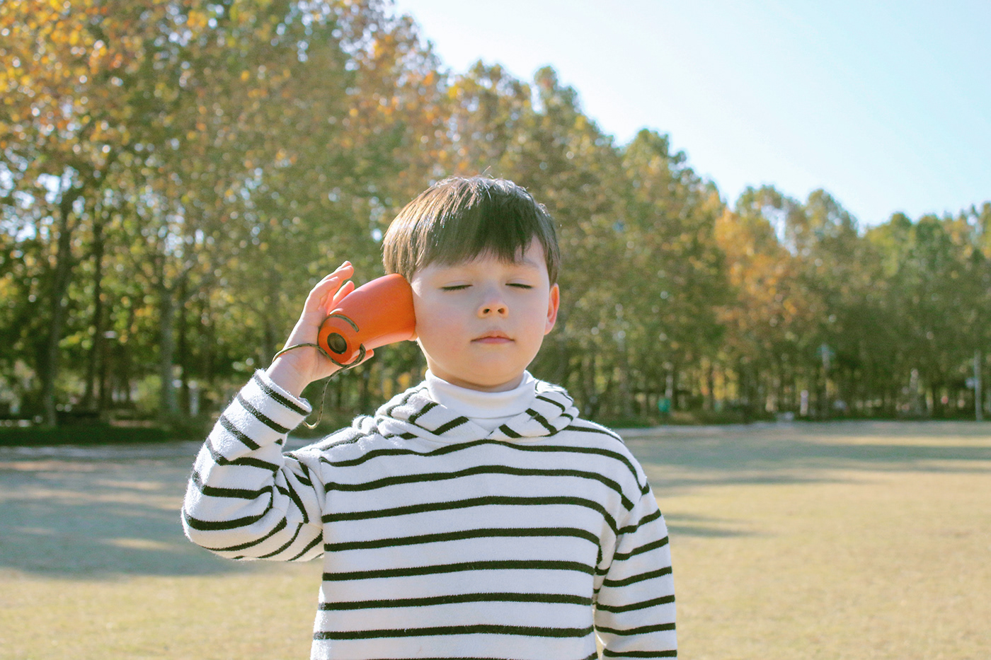 children，outdoors，Conch，
