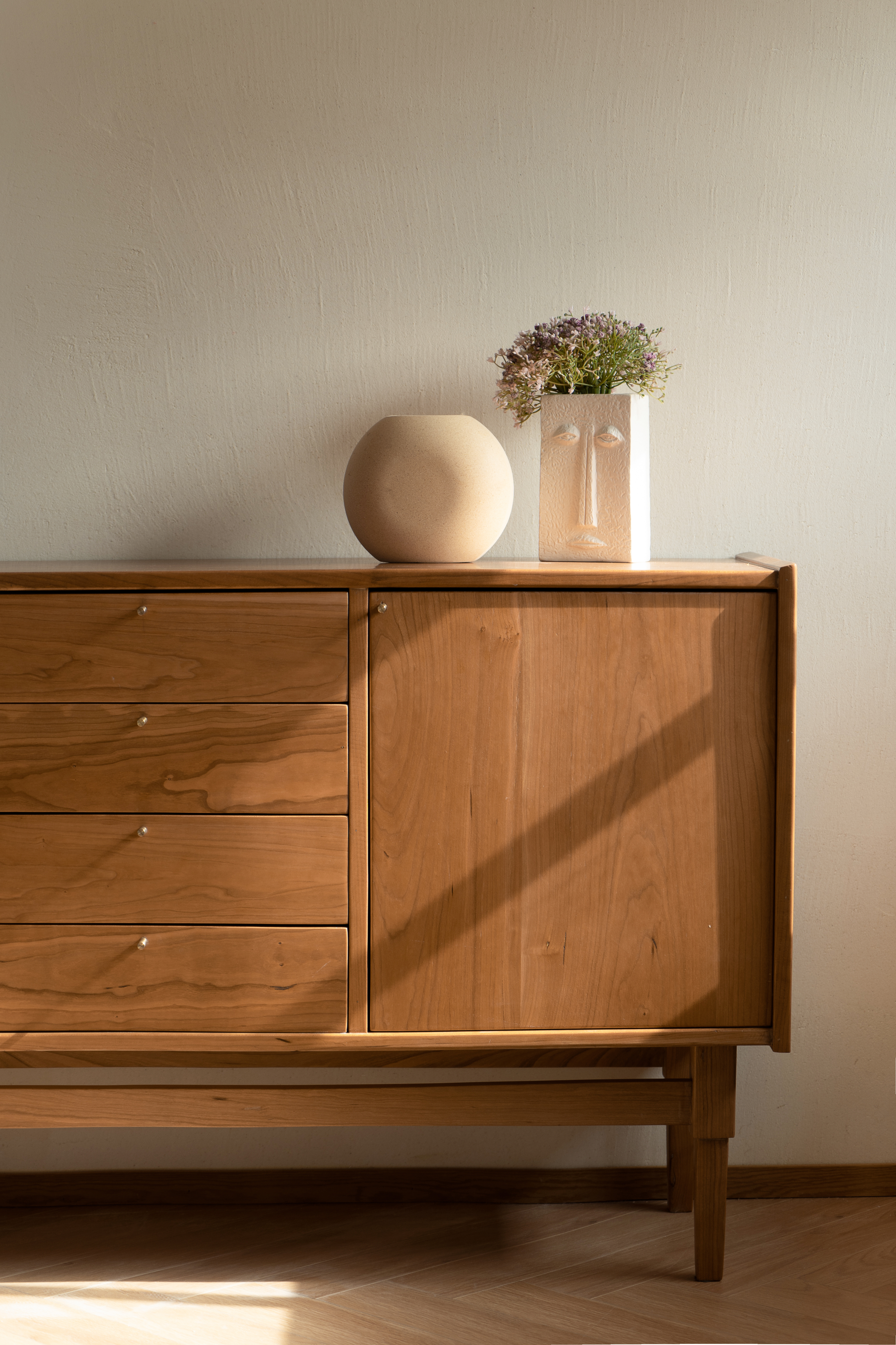 Japanese furniture / side cabinet / bucket cabinet / Northern Europe，